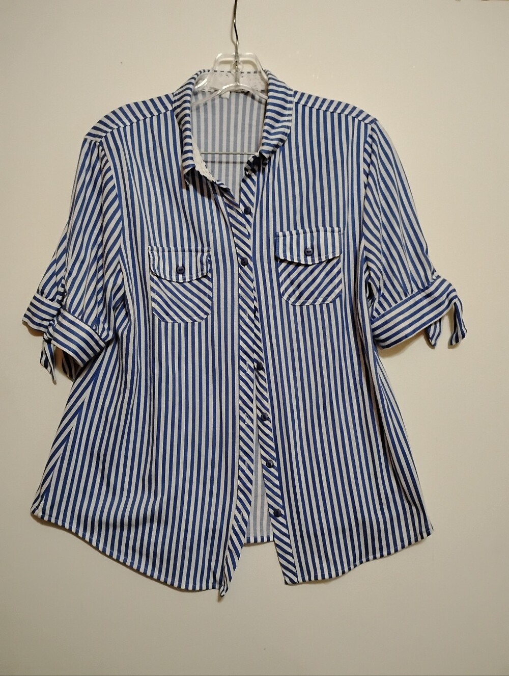 EDEN & OLIVIA Blue & White Striped Button-Up Ladies Shirt Polyester L